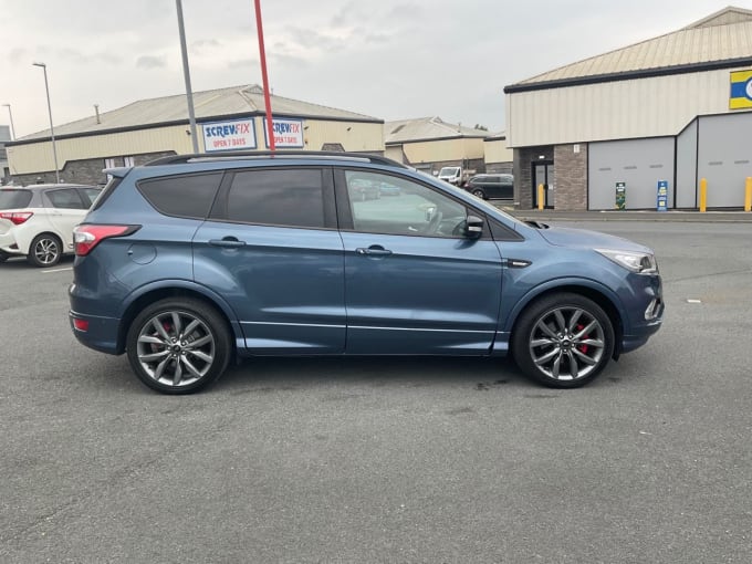2025 Ford Kuga
