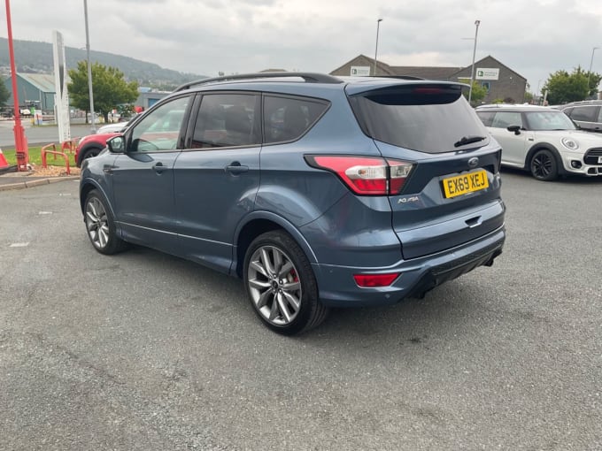 2025 Ford Kuga