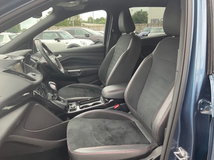 2025 Ford Kuga