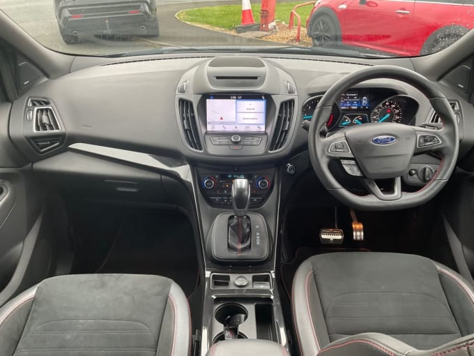 2025 Ford Kuga