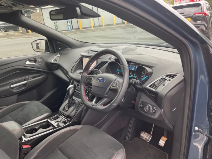 2025 Ford Kuga