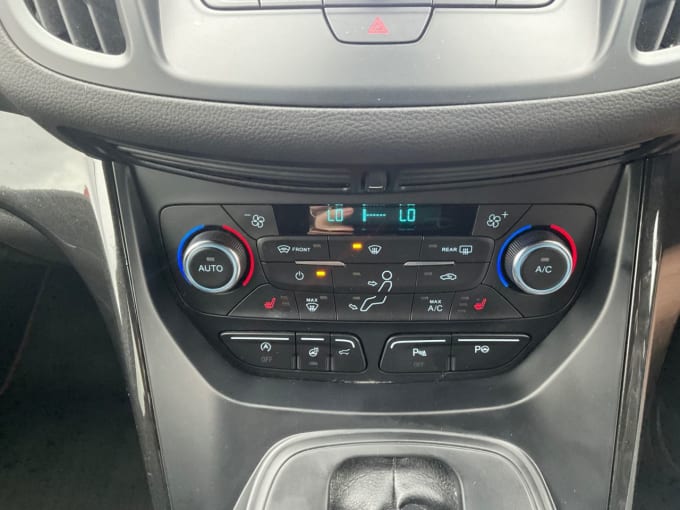 2025 Ford Kuga