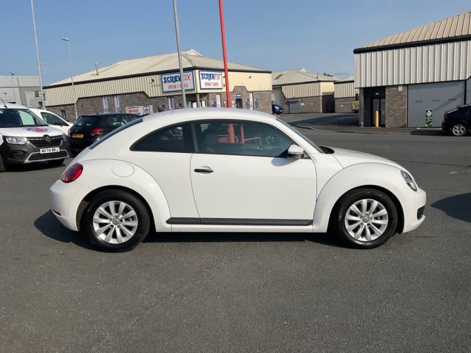 2025 Volkswagen Beetle