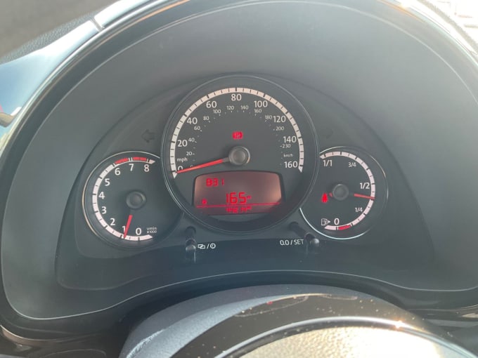 2025 Volkswagen Beetle