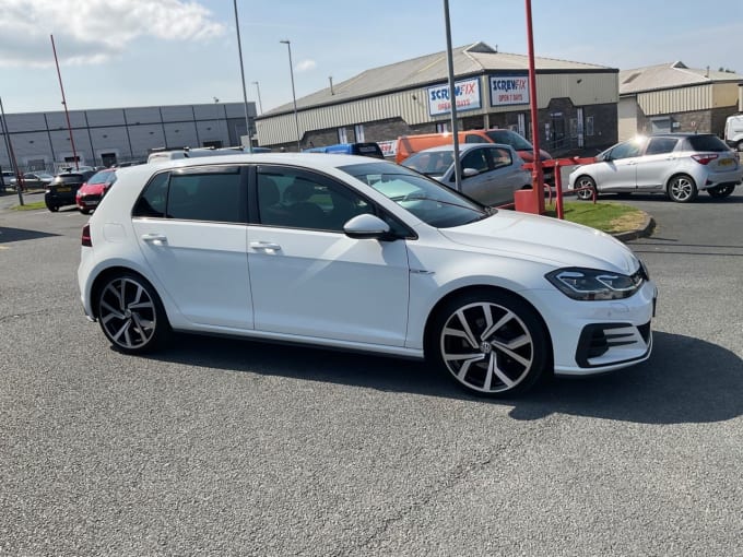 2025 Volkswagen Golf
