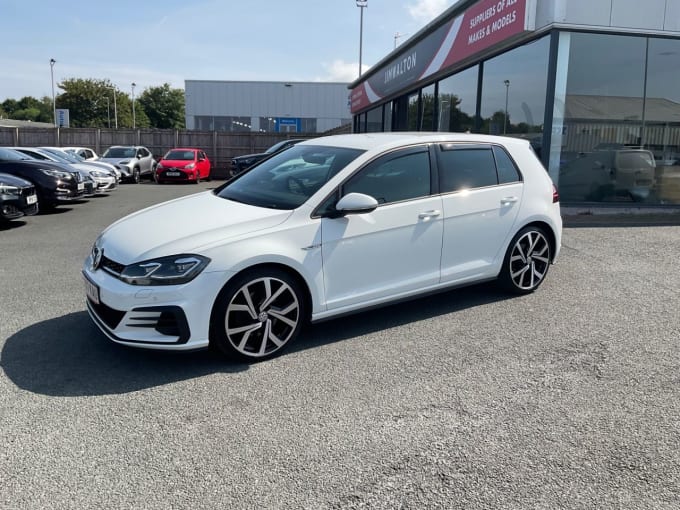 2025 Volkswagen Golf