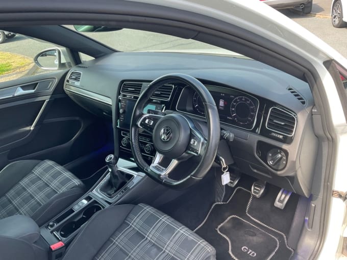 2025 Volkswagen Golf
