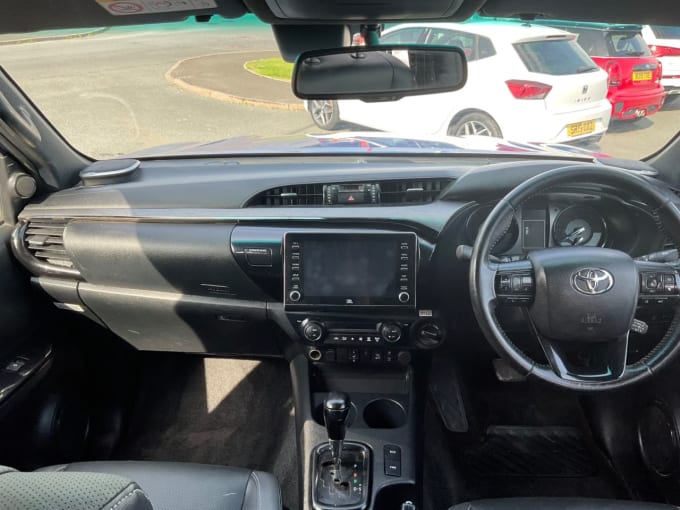 2025 Toyota Hi-lux