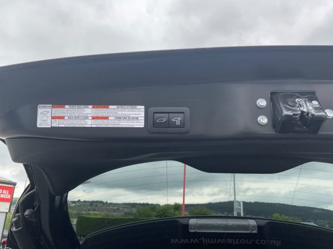 2025 Toyota Yaris Cross
