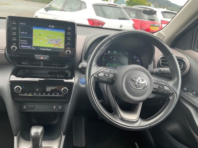2025 Toyota Yaris Cross