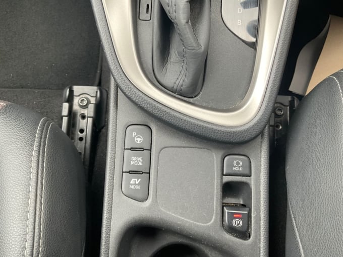 2025 Toyota Yaris Cross