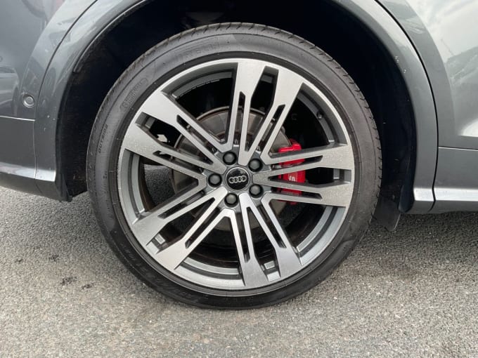 2025 Audi Sq5