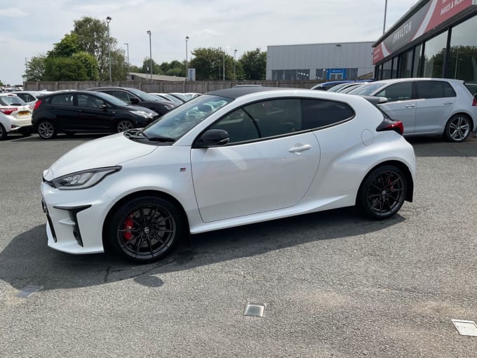 2025 Toyota Yaris