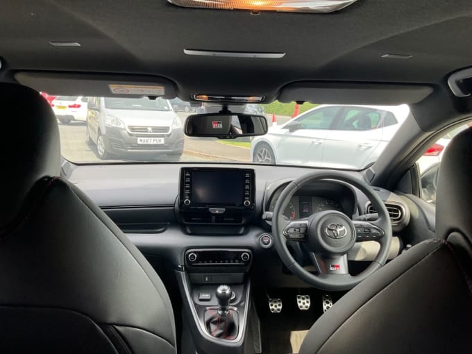 2025 Toyota Yaris