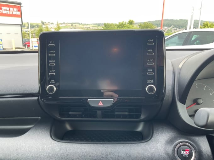 2025 Toyota Yaris