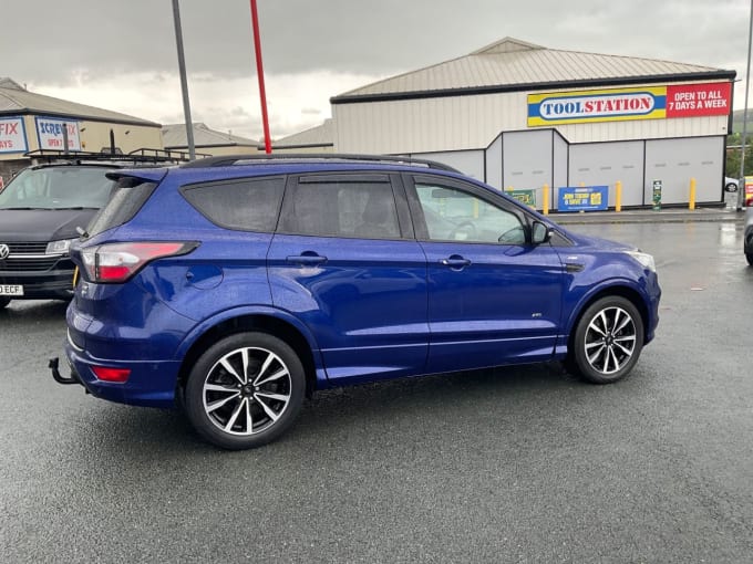 2025 Ford Kuga
