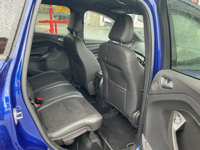 2025 Ford Kuga
