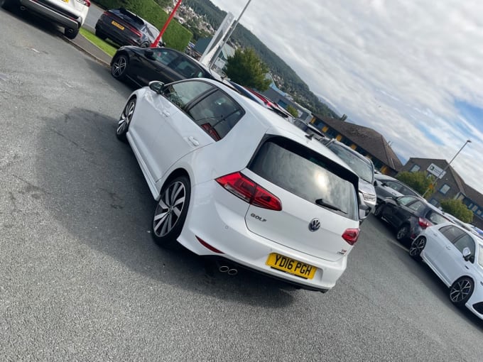 2016 Volkswagen Golf