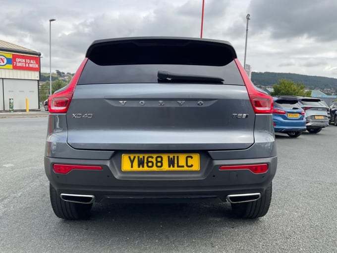 2025 Volvo Xc40