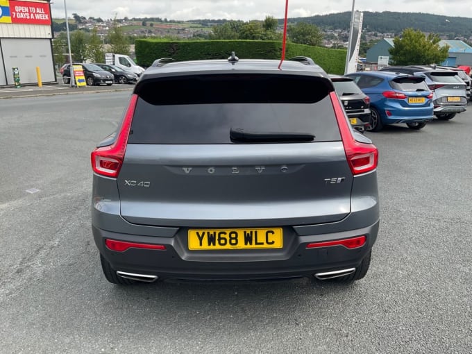 2025 Volvo Xc40