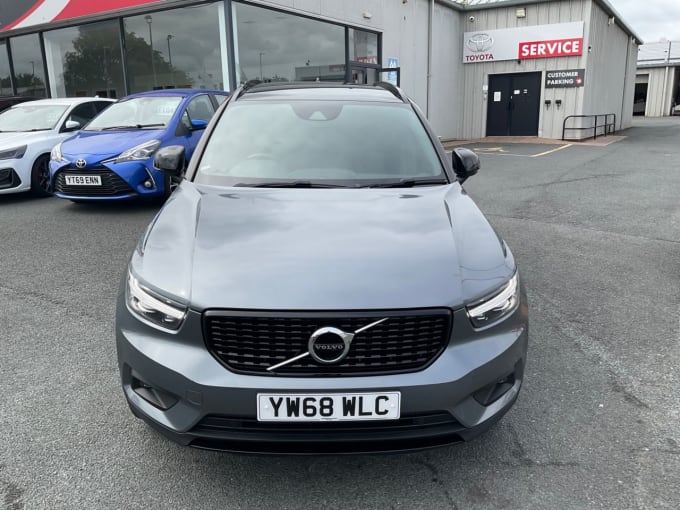 2025 Volvo Xc40