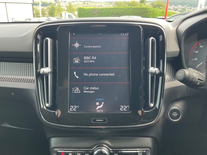2025 Volvo Xc40