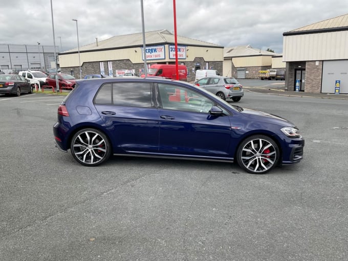 2025 Volkswagen Golf