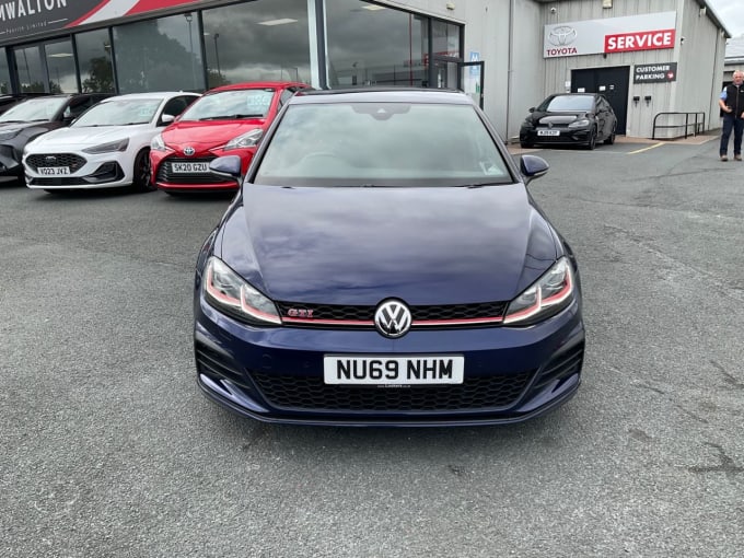 2025 Volkswagen Golf