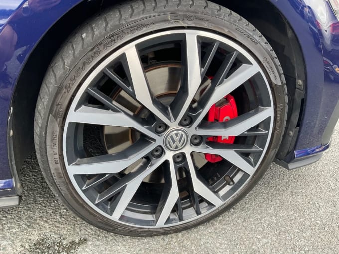 2025 Volkswagen Golf