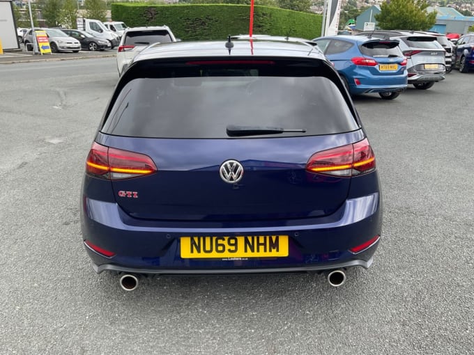 2025 Volkswagen Golf