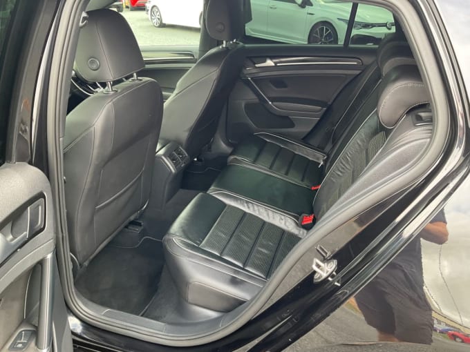 2025 Volkswagen Golf
