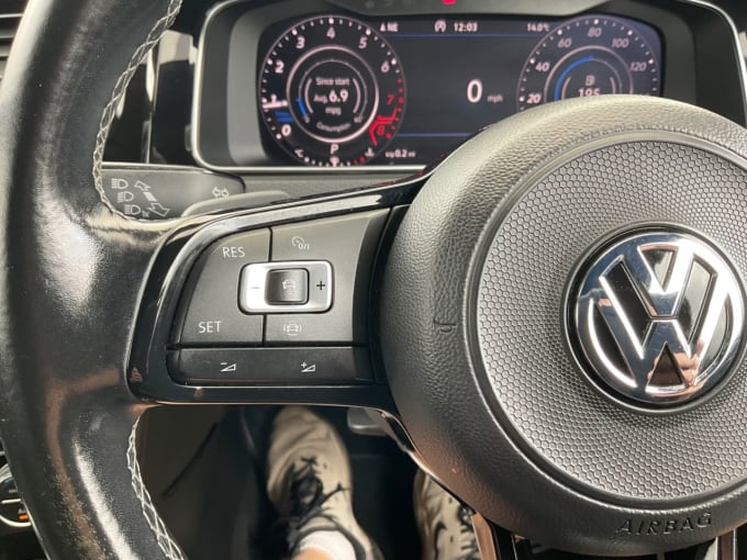 2025 Volkswagen Golf