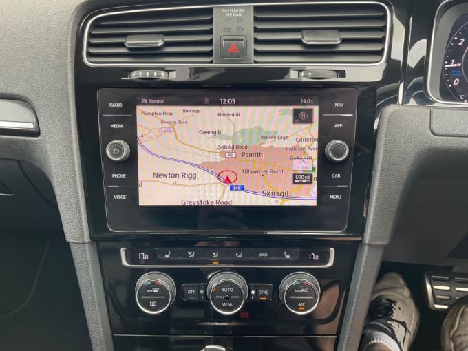 2025 Volkswagen Golf