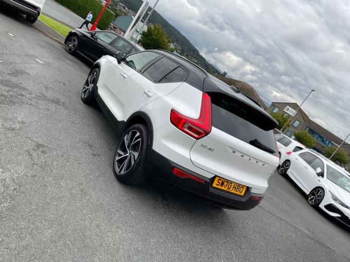 2025 Volvo Xc40