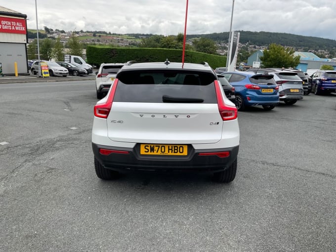 2025 Volvo Xc40