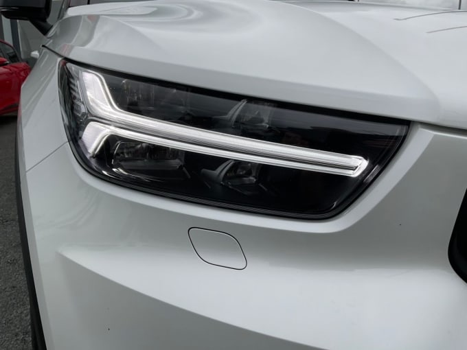 2025 Volvo Xc40