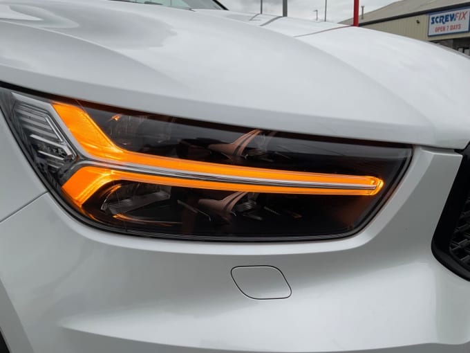 2025 Volvo Xc40