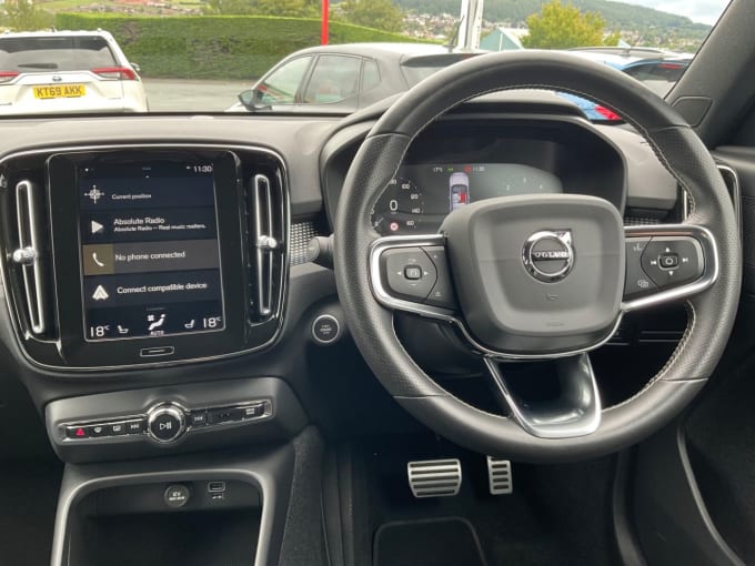 2025 Volvo Xc40