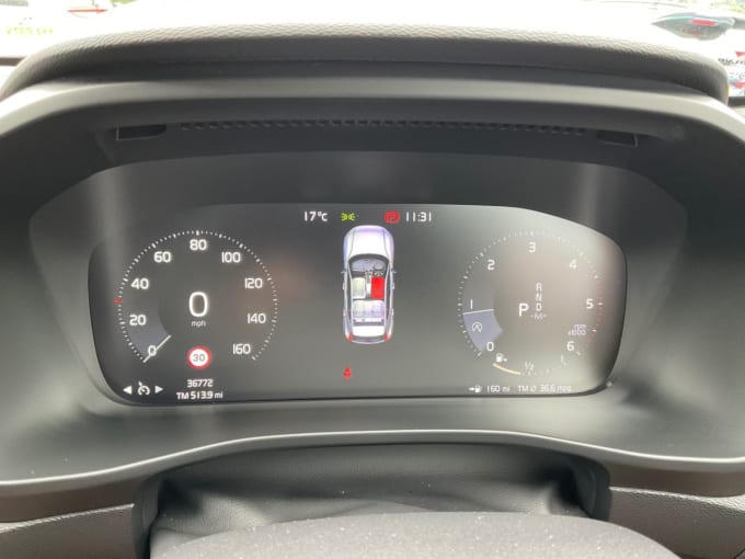 2025 Volvo Xc40