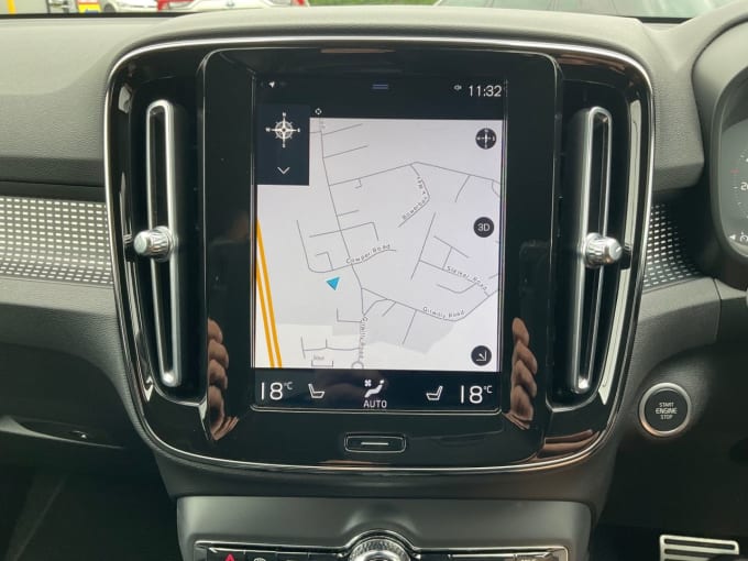 2025 Volvo Xc40