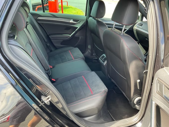 2025 Volkswagen Golf