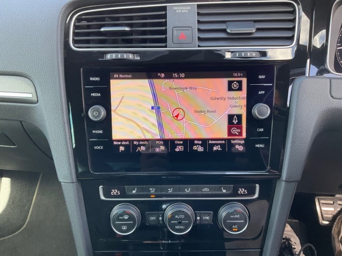 2025 Volkswagen Golf