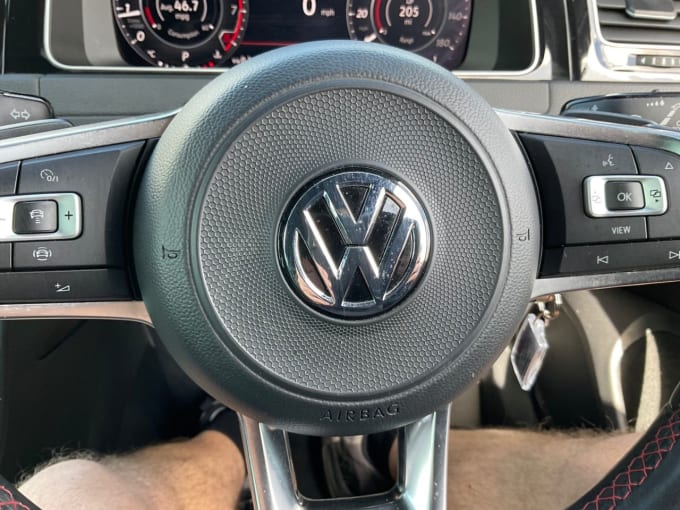 2025 Volkswagen Golf
