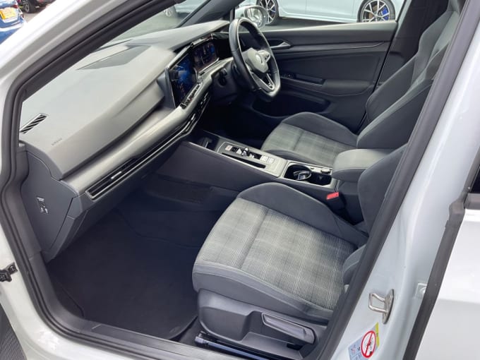 2025 Volkswagen Golf