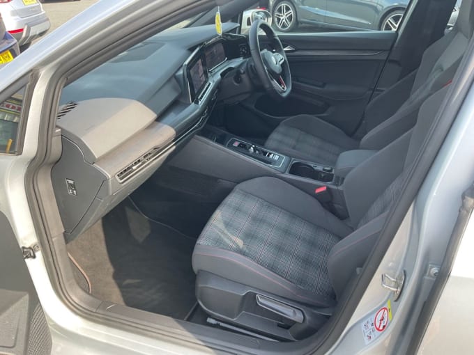 2025 Volkswagen Golf