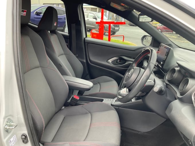 2025 Toyota Yaris