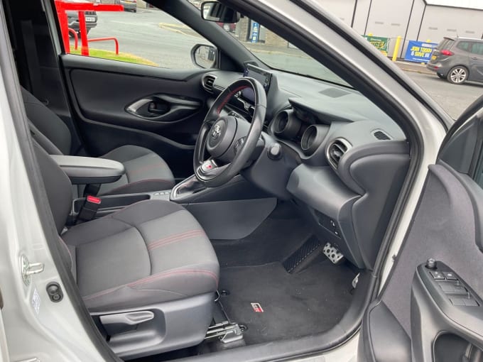 2025 Toyota Yaris