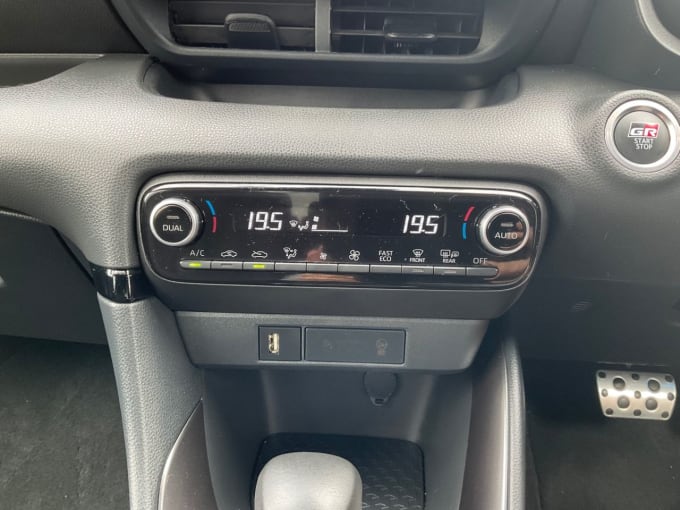 2025 Toyota Yaris