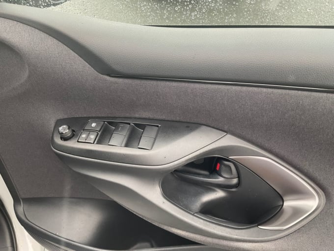 2025 Toyota Yaris