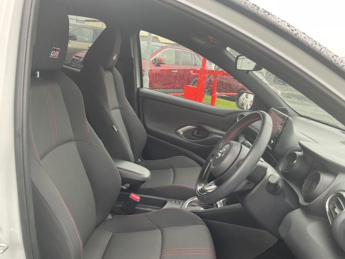 2025 Toyota Yaris